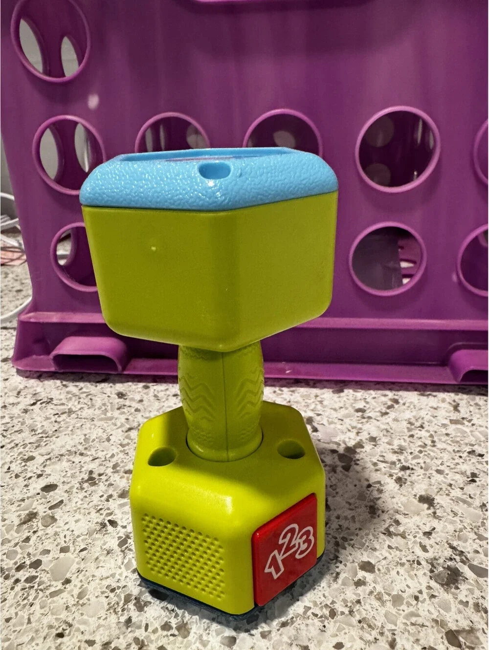 ⭐️Fisher-Price Laugh & Learn Baby To Toddler Toy Countin’ Reps Dumbbell Rattle